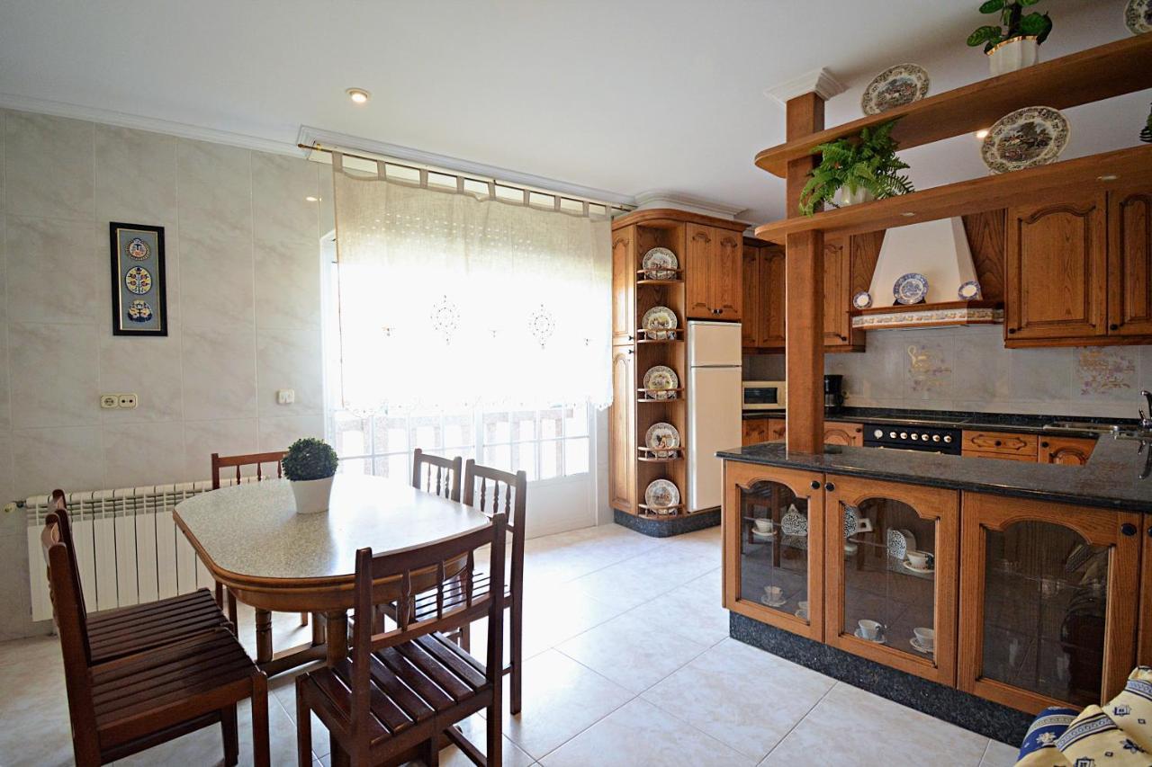 Apartamentos Caleiro 6P - Vilanova De Arousa エクステリア 写真