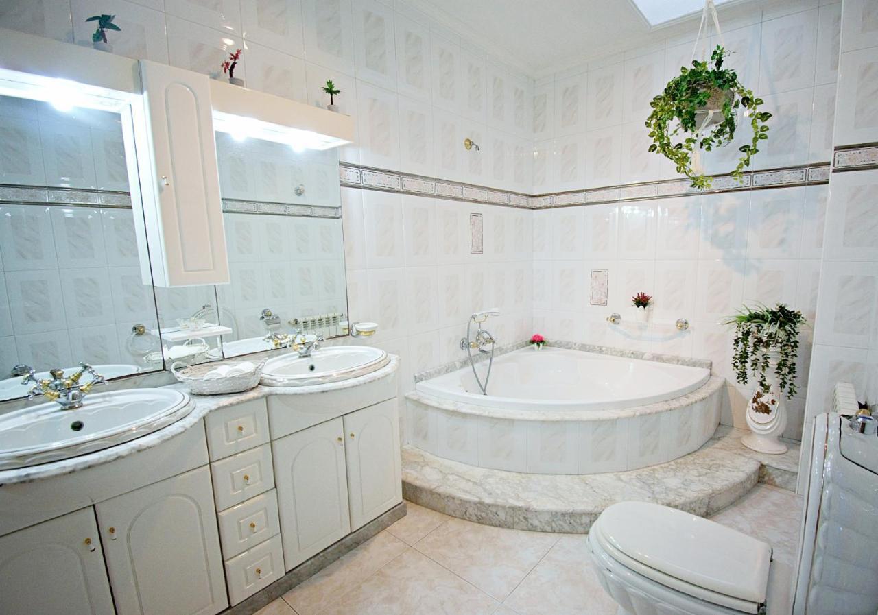 Apartamentos Caleiro 6P - Vilanova De Arousa エクステリア 写真