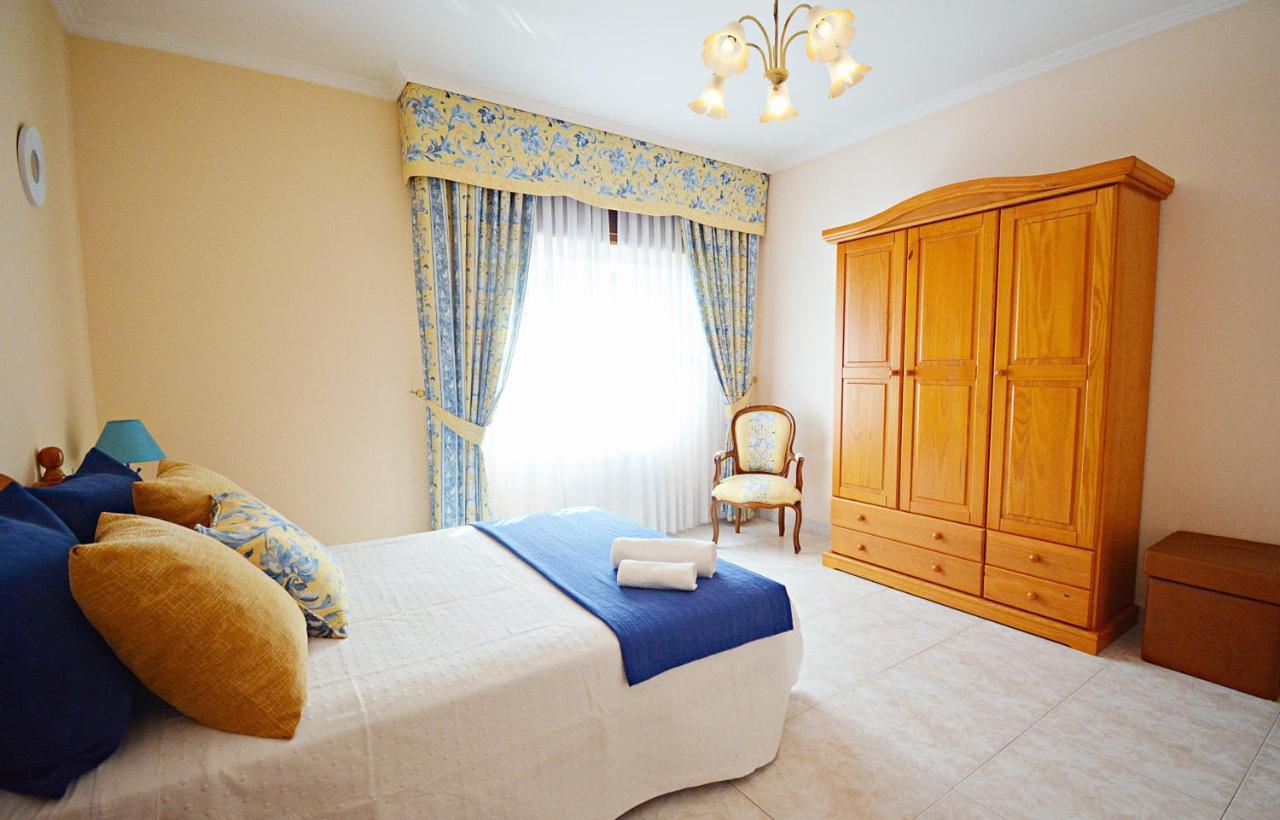 Apartamentos Caleiro 6P - Vilanova De Arousa エクステリア 写真
